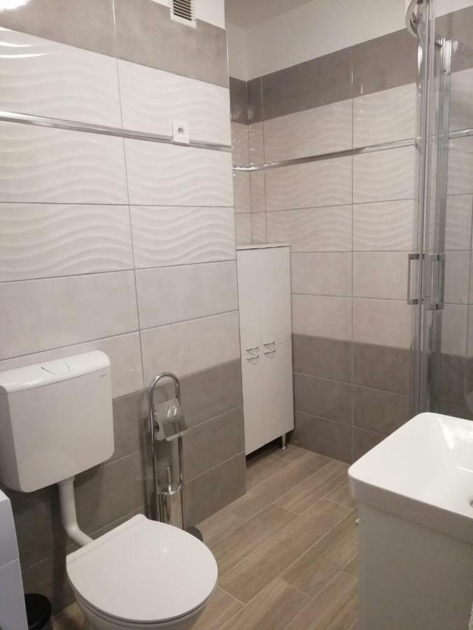 Apartment White Pula Ngoại thất bức ảnh